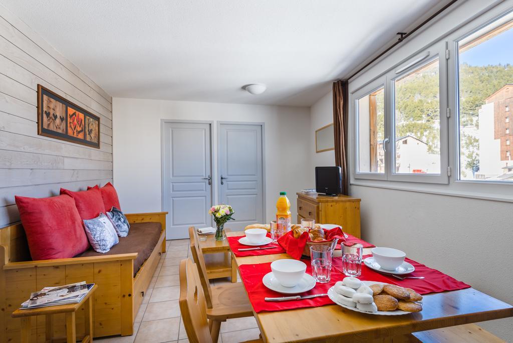 Lagrange Vacances L'Oree Des Cimes Les Angles  Quarto foto